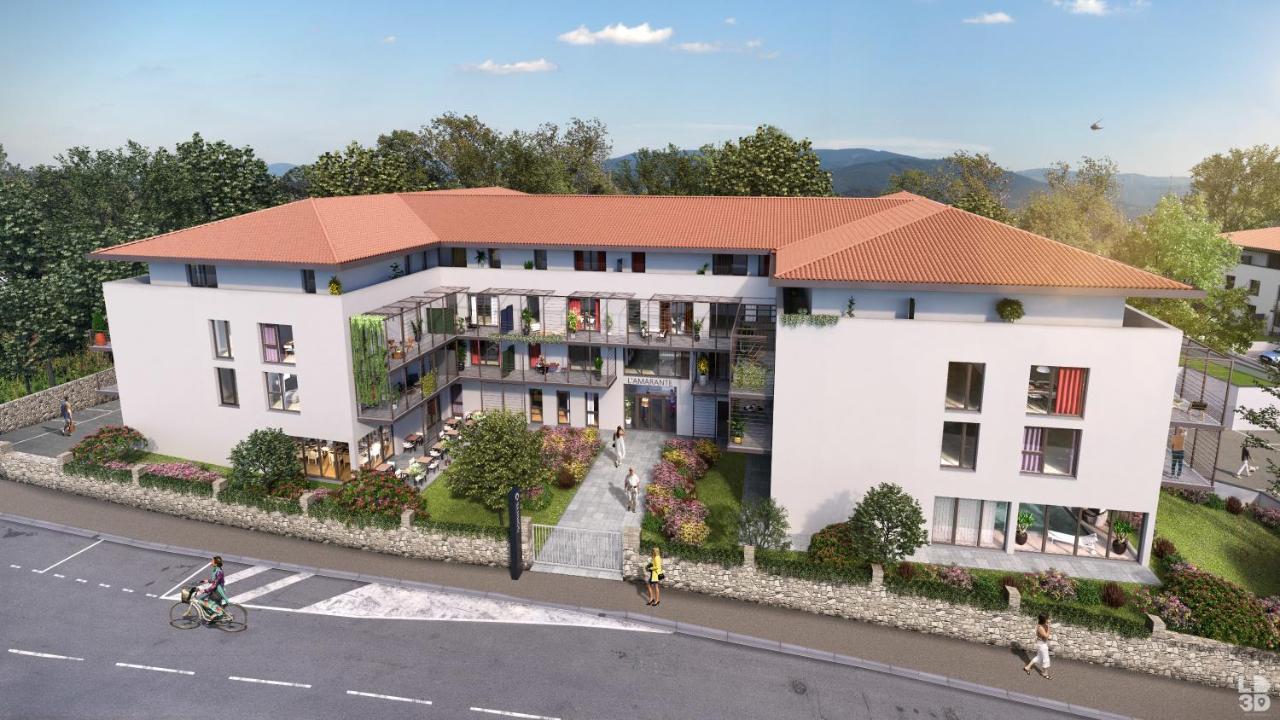Aparthotel Domitys L'Amarante Cahors Esterno foto