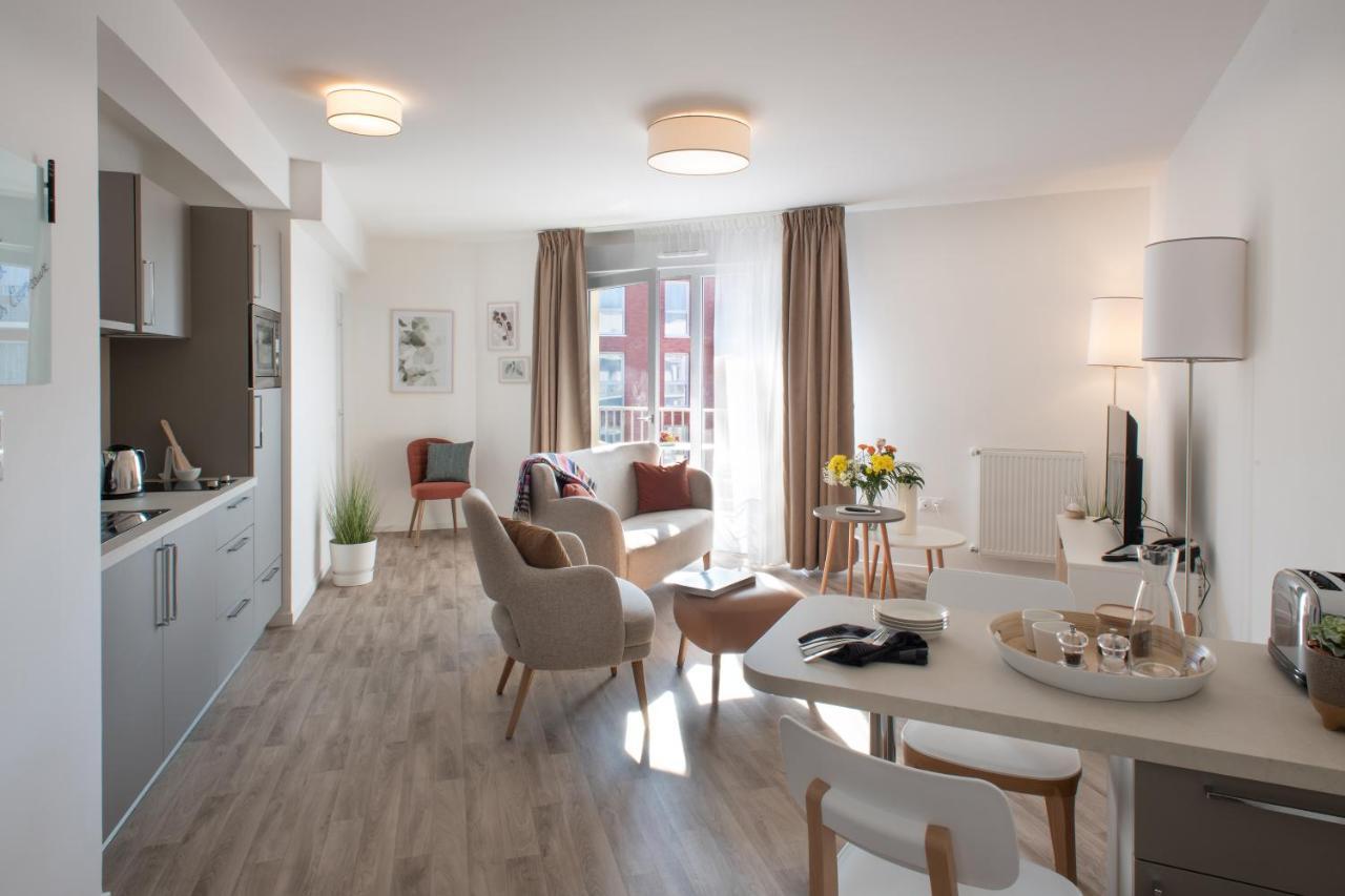 Aparthotel Domitys L'Amarante Cahors Esterno foto
